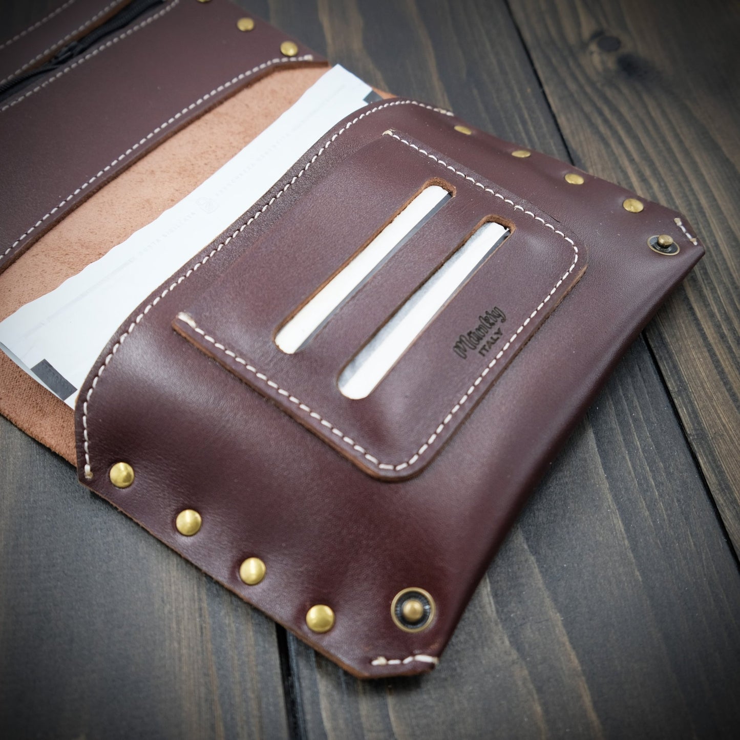 Astuccio porta tabacco in pelle personalizzabile marrone - mod. Metal - Munkiy Italy - Astuccio per tabacco