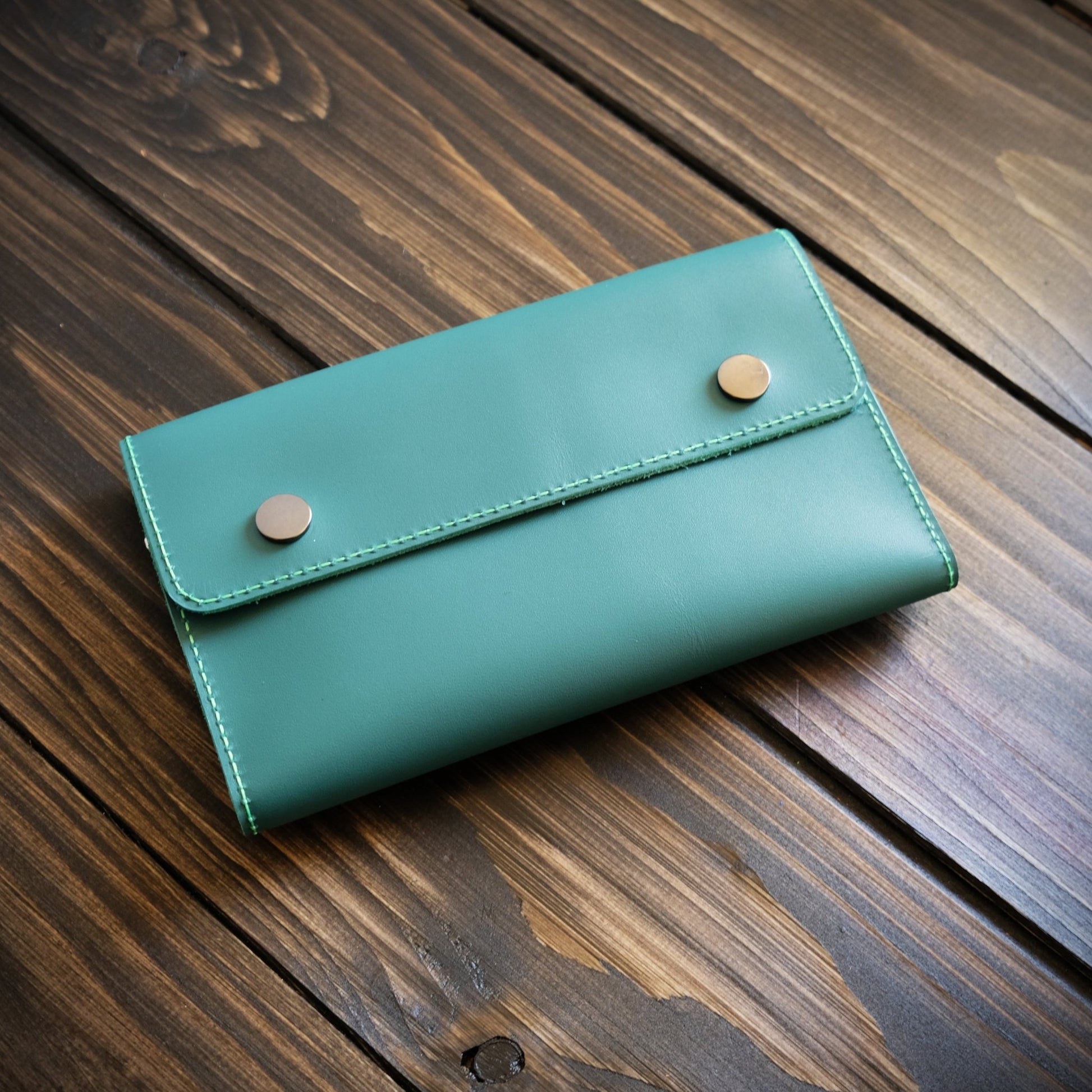 Astuccio porta tabacco in pelle personalizzabile verde - Munkiy Italy - Astuccio per tabacco